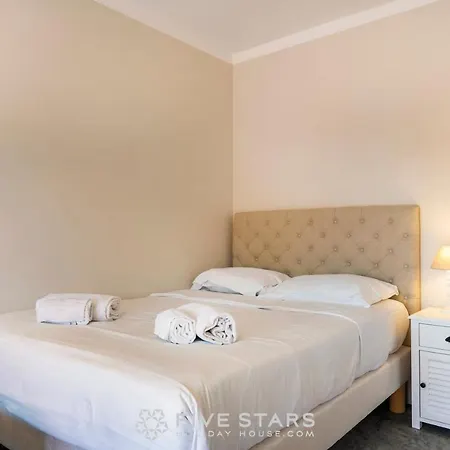 Mini Moon Light Five Stars Holiday House Lägenhet Nice
