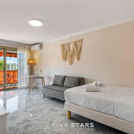 Mini Moon Light Five Stars Holiday House * Nizza